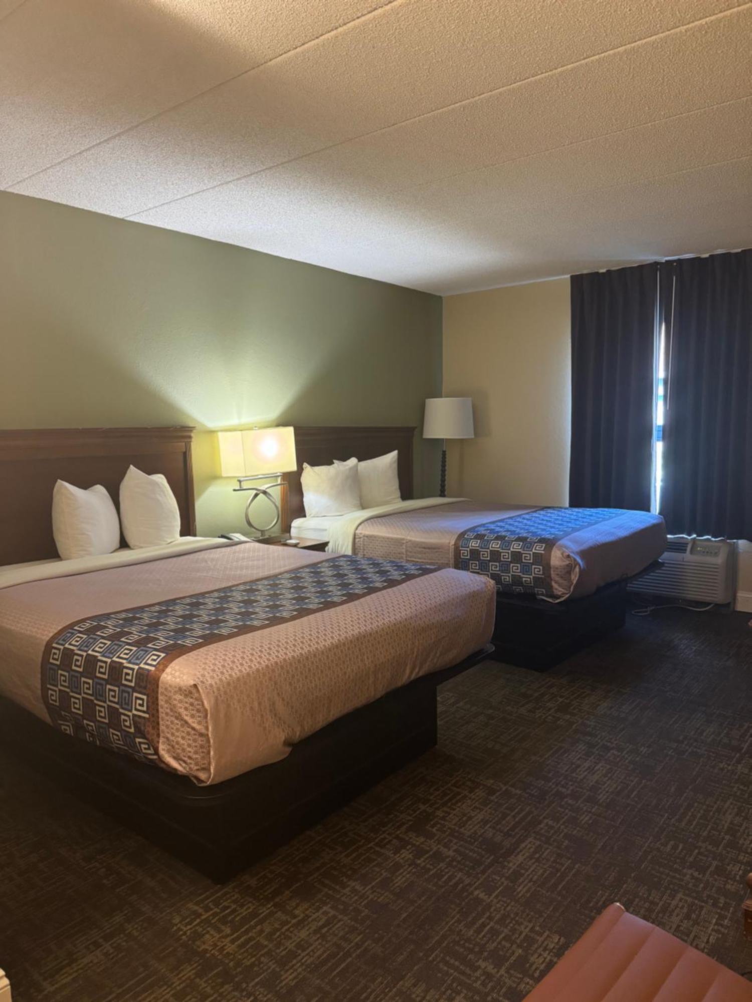 Emerald Inn Maplewood Esterno foto